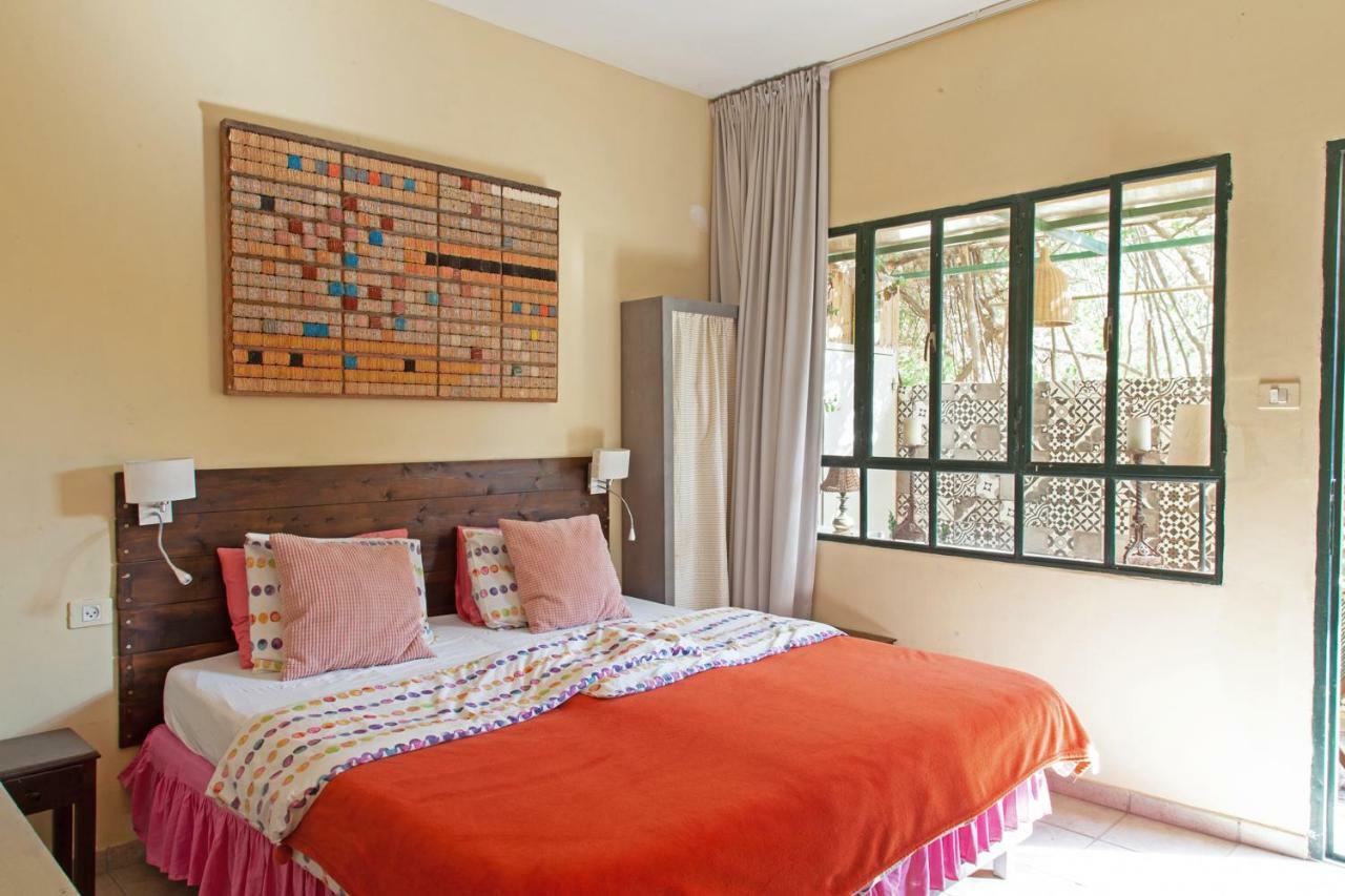 Krivine B&B Midreshet Ben Gurion Buitenkant foto